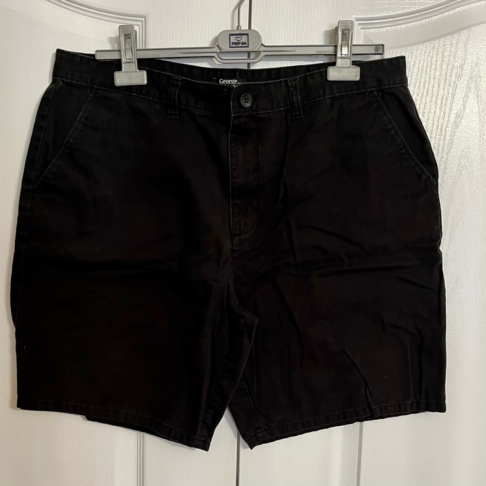 🌼3/$15 George Shorts